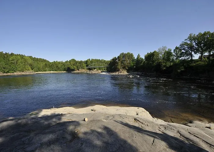 Holmfoss Hytta Ларвик